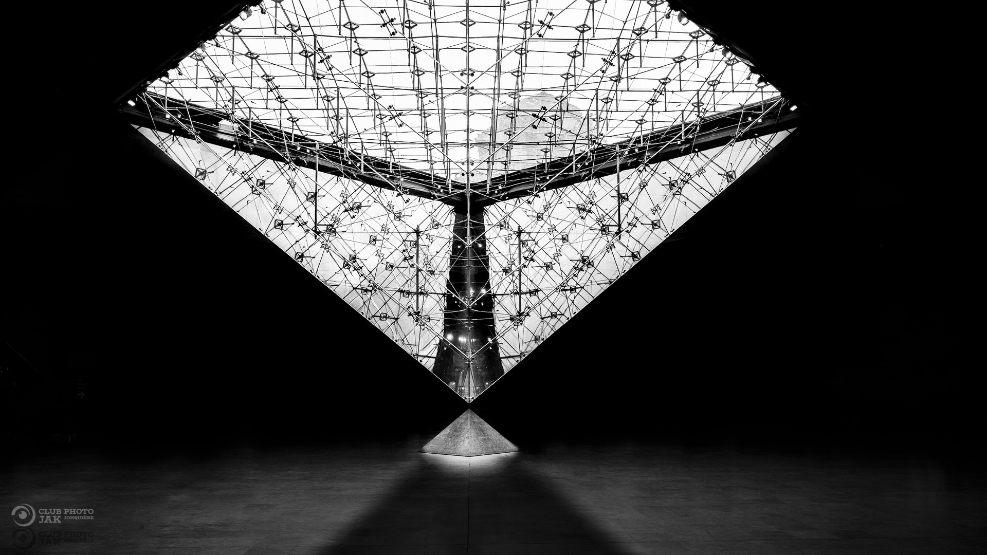 Structure en barres métalliques
